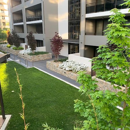 Governor Luxe 1 Bedroom Apartment In The Heart Of Barton Wifi Gym Wine Secure Parking Canberra Kingston Dış mekan fotoğraf