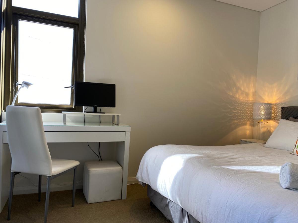 Governor Luxe 1 Bedroom Apartment In The Heart Of Barton Wifi Gym Wine Secure Parking Canberra Kingston Dış mekan fotoğraf