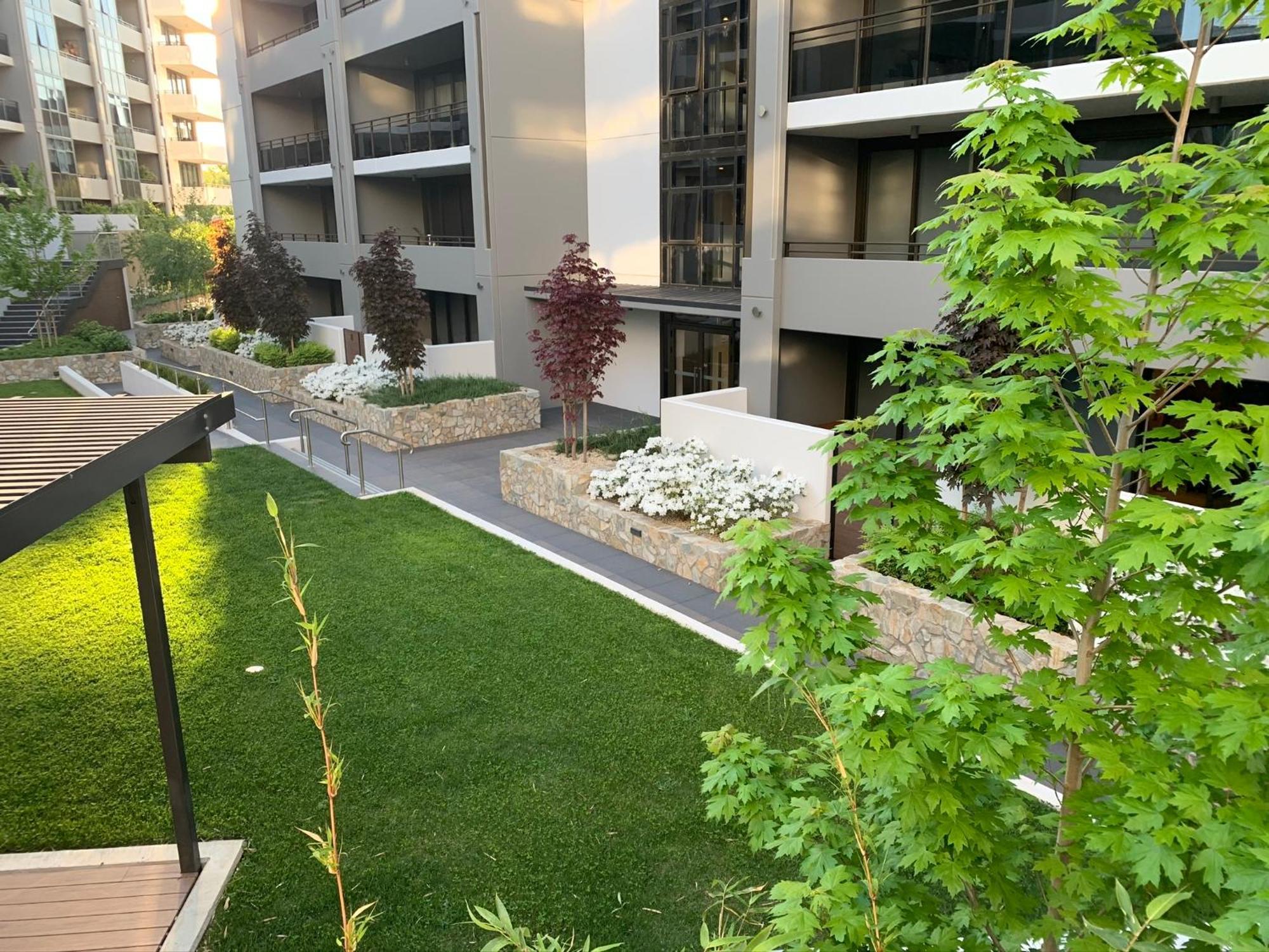 Governor Luxe 1 Bedroom Apartment In The Heart Of Barton Wifi Gym Wine Secure Parking Canberra Kingston Dış mekan fotoğraf