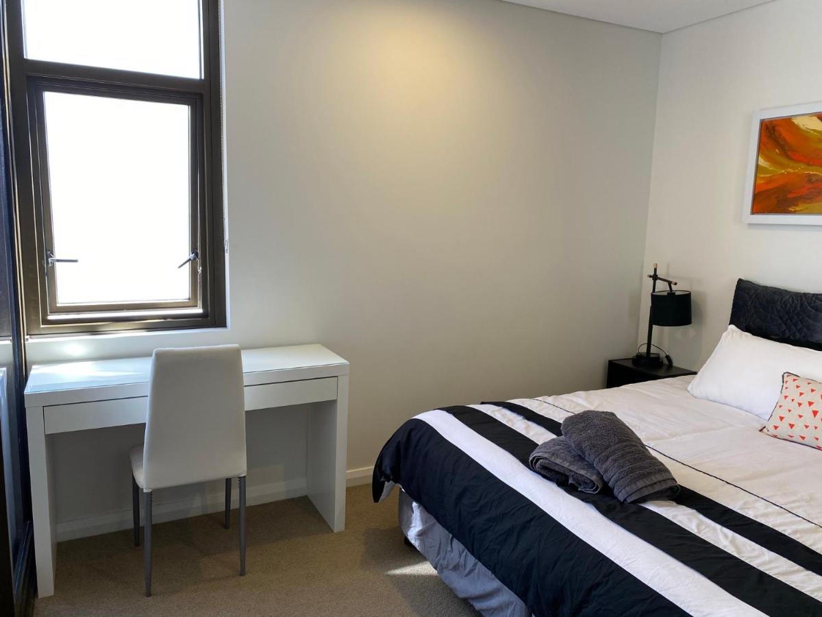 Governor Luxe 1 Bedroom Apartment In The Heart Of Barton Wifi Gym Wine Secure Parking Canberra Kingston Dış mekan fotoğraf